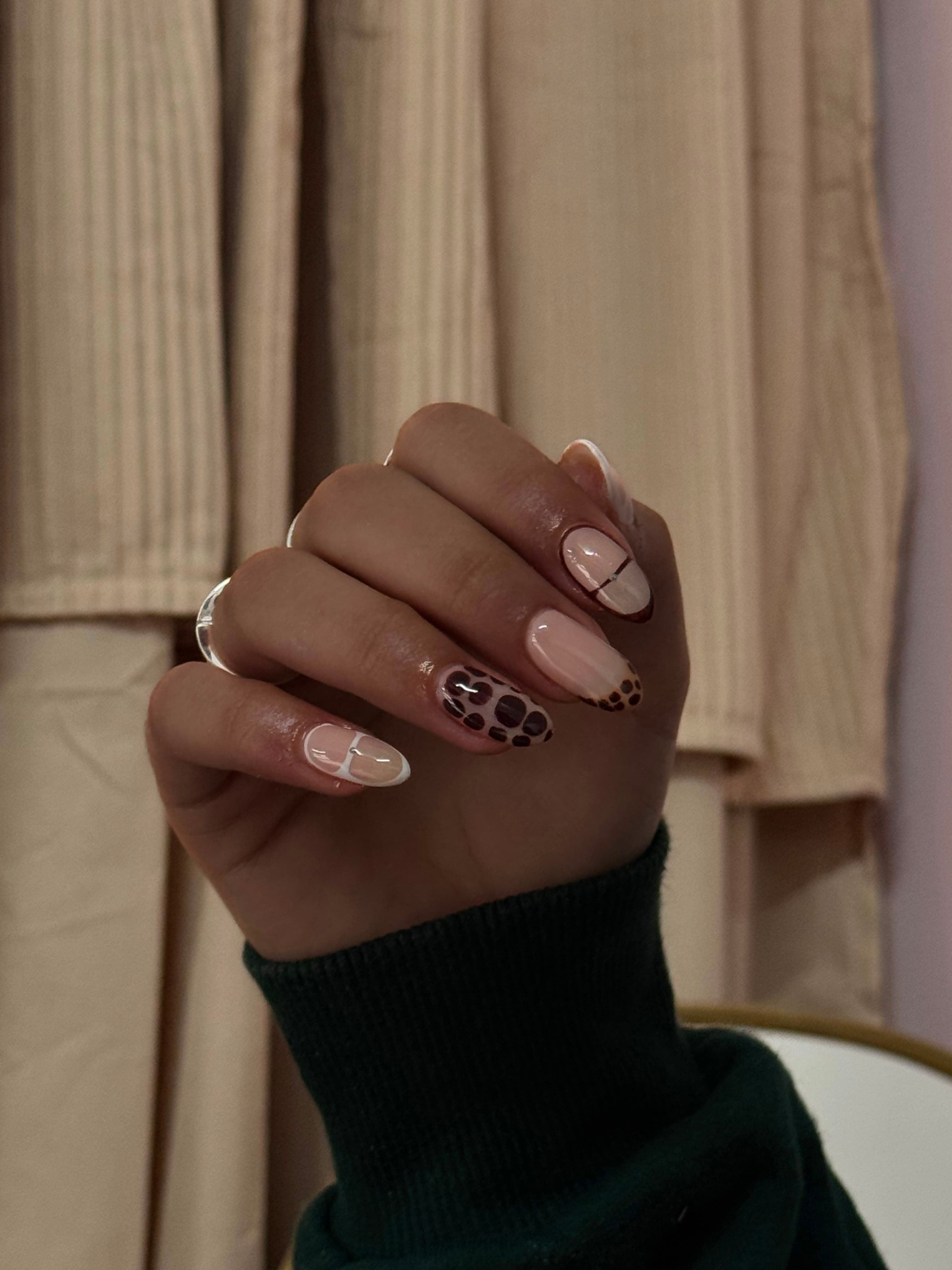 Trabajo de manicura realizado en Mar Bella Studio 01